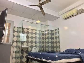 Guest house Vinabooker Cong Quynh 2*